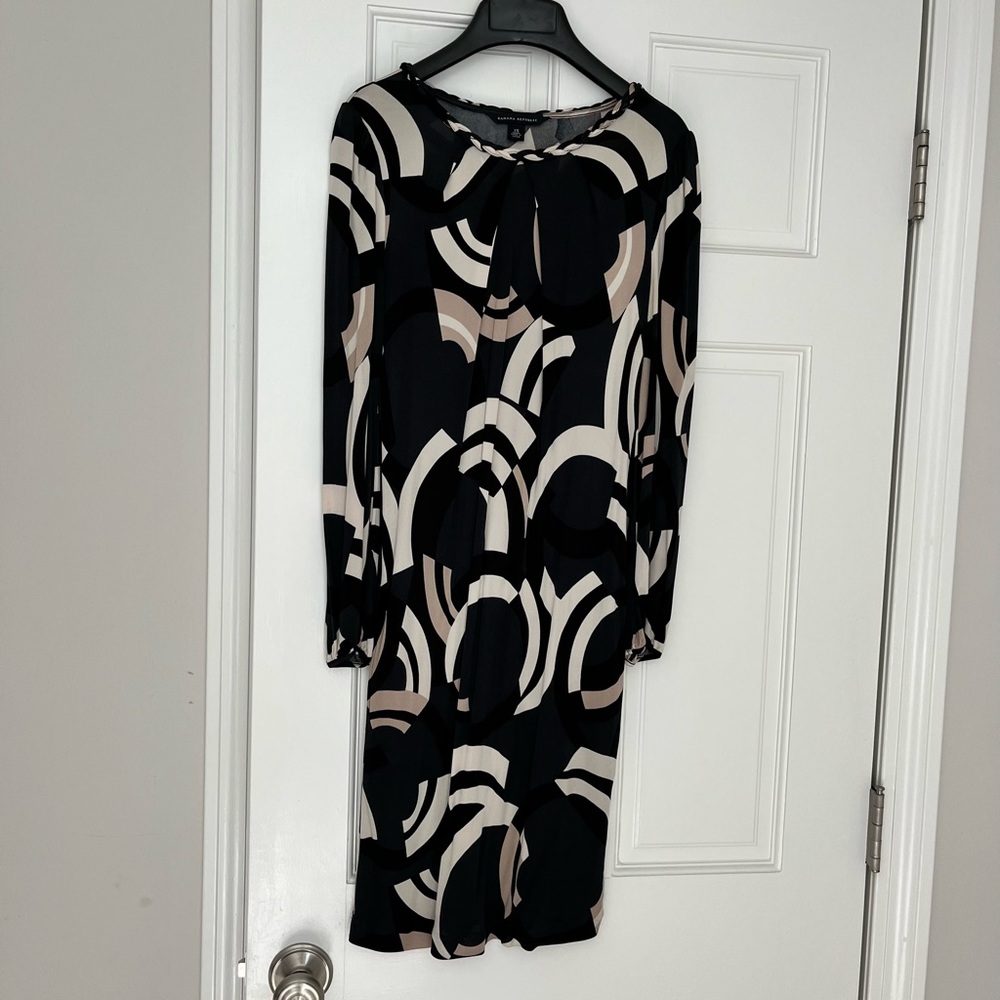 Comfortable and stretchy dress with pockets